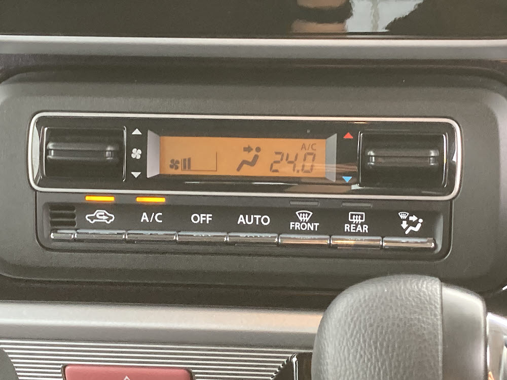 スズキ　スペーシアカスタム　HVGS15枚目