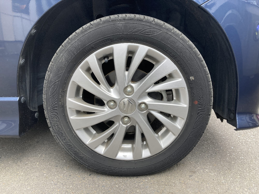 スズキ　スペーシアカスタム　HVGS8枚目