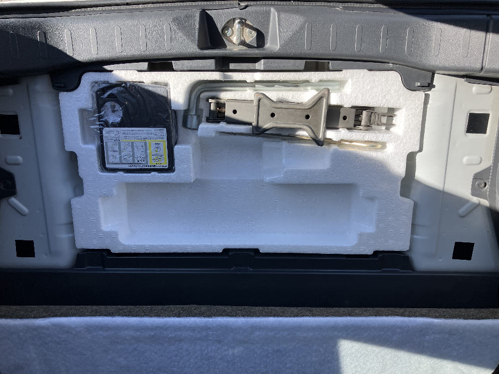 スズキ　スペーシアカスタム　TS11枚目