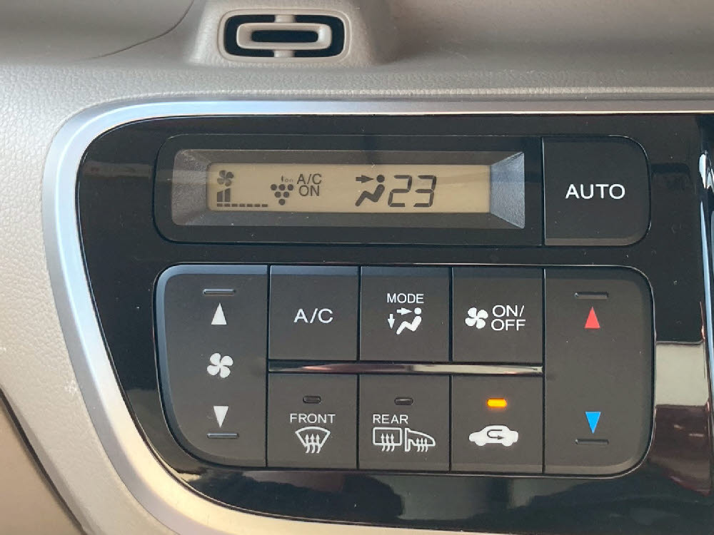 ホンダ　Ｎ ＢＯＸ　G・SSパッケージ15枚目