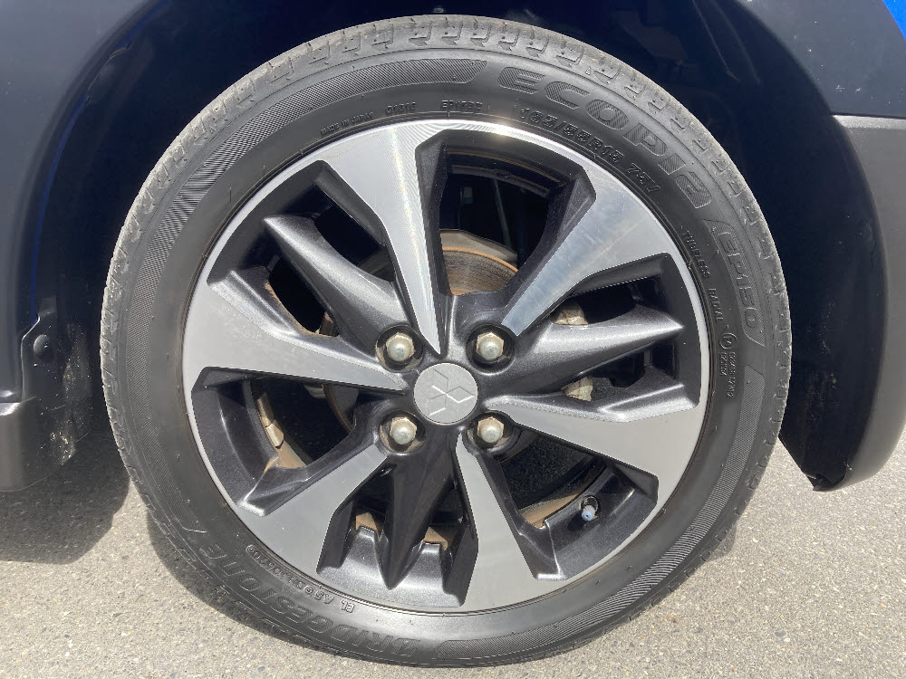 ミツビシ　ｅｋクロス　G8枚目