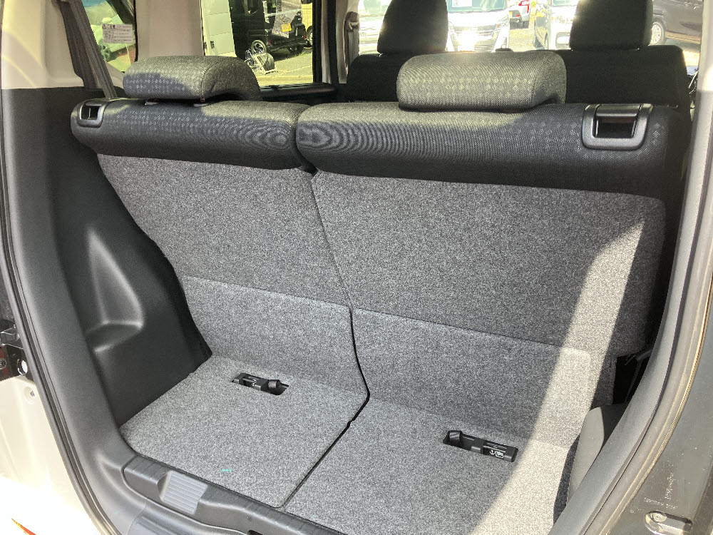 ホンダ　Ｎ ＢＯＸカスタム　SSPKG11枚目