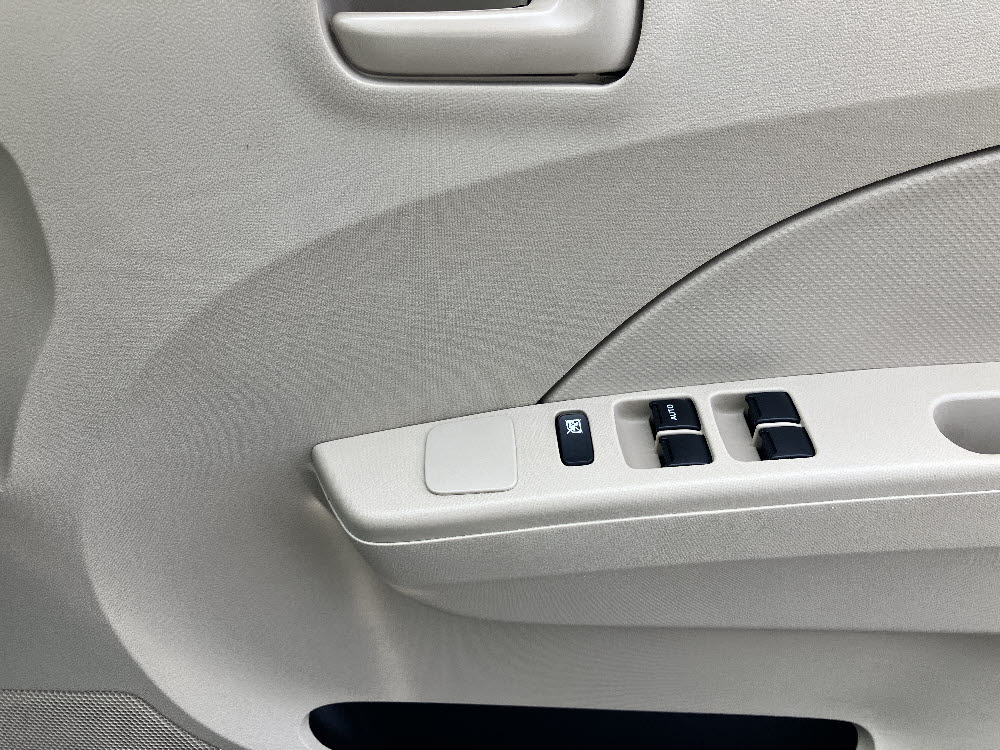 スズキ　アルト　F15枚目