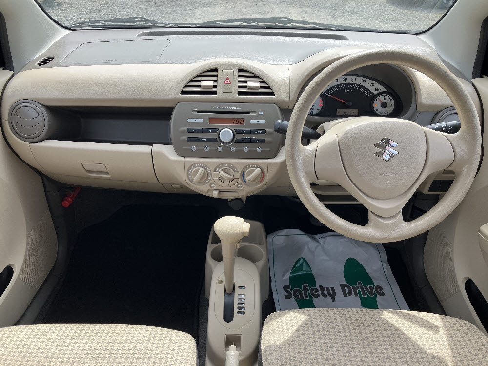 スズキ　アルト　F5枚目