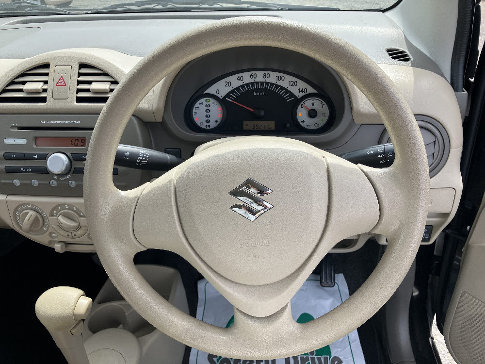 スズキ　アルト　F6枚目