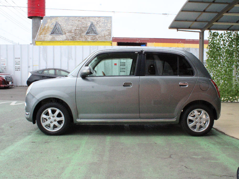 ダイハツ　ミラジーノ　プレミアムX7枚目