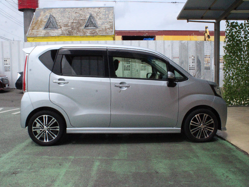 ダイハツ　ムーヴカスタム　RS3枚目