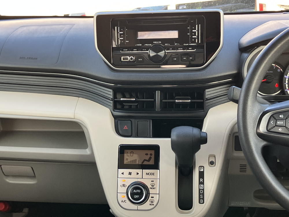 ダイハツ　ムーヴ　X5枚目