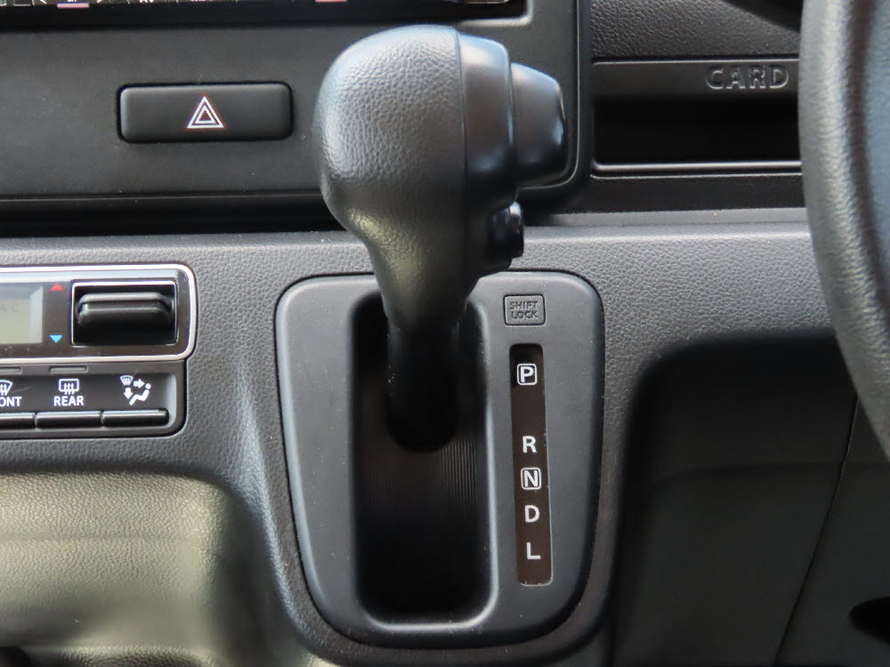 マツダ　フレア　ハイブリッドXG13枚目