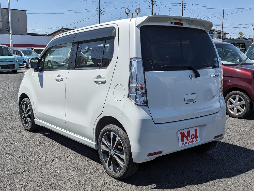 スズキ　ワゴンＲスティングレー　T5枚目