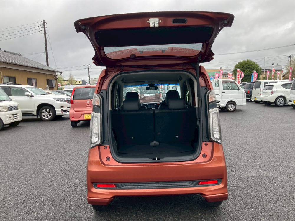 ホンダ　Ｎ ＷＧＮカスタム　G・Aパッケージ9枚目