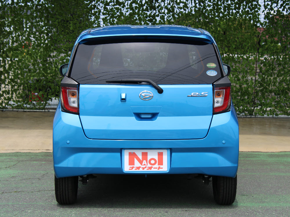 ダイハツ　ミライース　XリミテッドSAⅢ5枚目