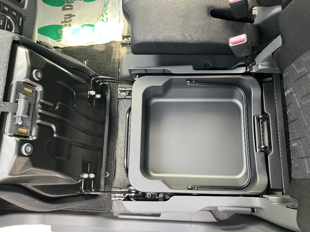 スズキ　ワゴンＲスティングレー　X14枚目