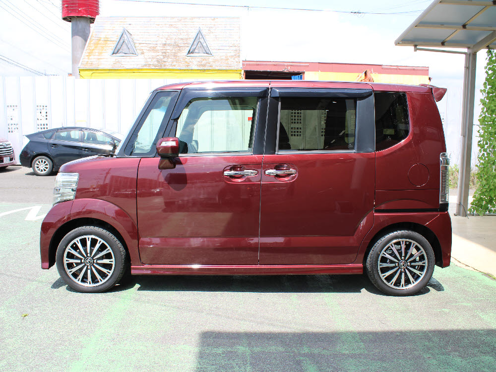 ホンダ　N BOXカスタム　G・ターボLパッケージ7枚目