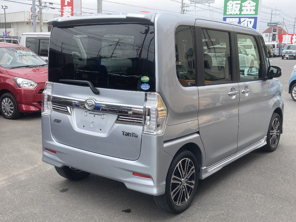 ダイハツ タントカスタム RS-SA4枚目