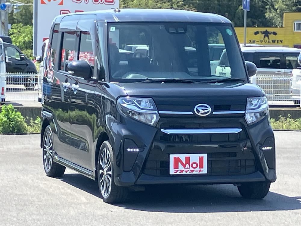 ダイハツ タントカスタム RS8枚目