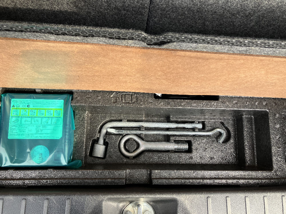 ニッサン　デイズ　ハイウェイスターXVセレクション+セーフティⅡ10枚目