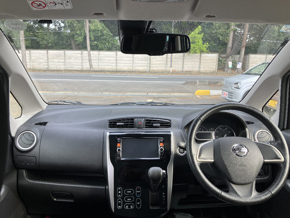 ニッサン　デイズ　ハイウェイスターXVセレクション+セーフティⅡ12枚目