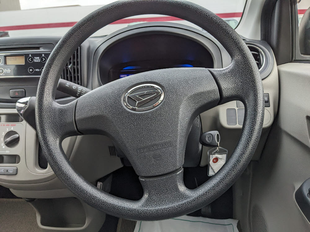 ダイハツ　ミライース　X14枚目