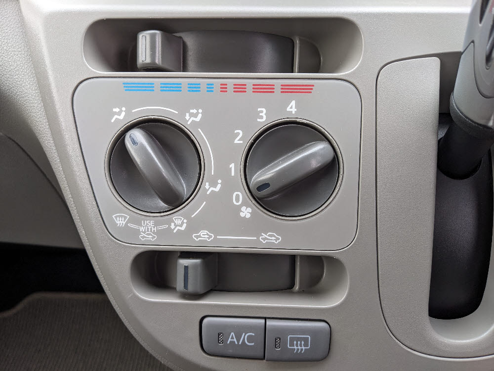 ダイハツ　ミライース　X18枚目