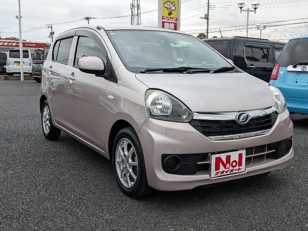 ダイハツ　ミライース　X2枚目