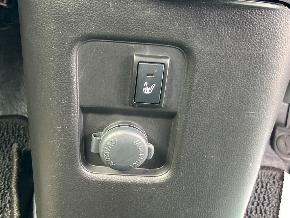 スズキ　ワゴンＲスティングレー　HVX19枚目