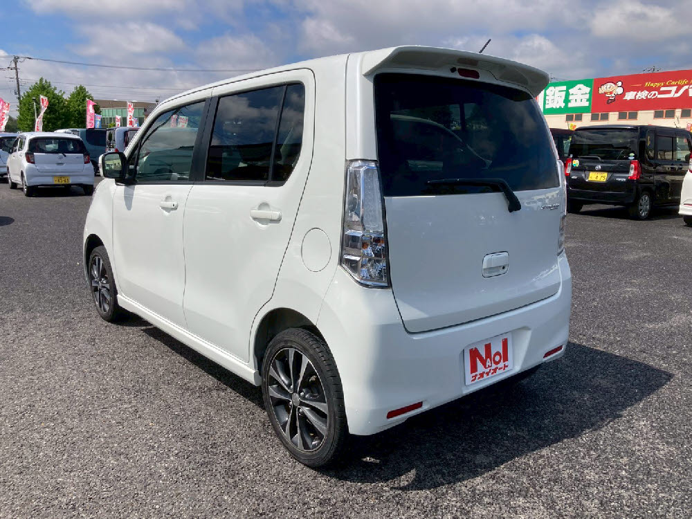 スズキ ワゴンRスティングレー T6枚目