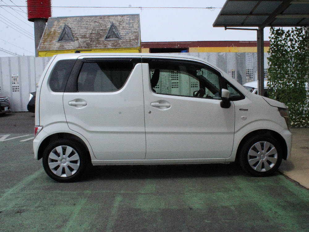 スズキ　ワゴンＲ　HYBRID　FX3枚目