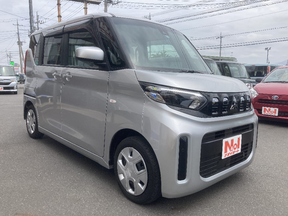 ミツビシ　ｅｋスペース　G2枚目