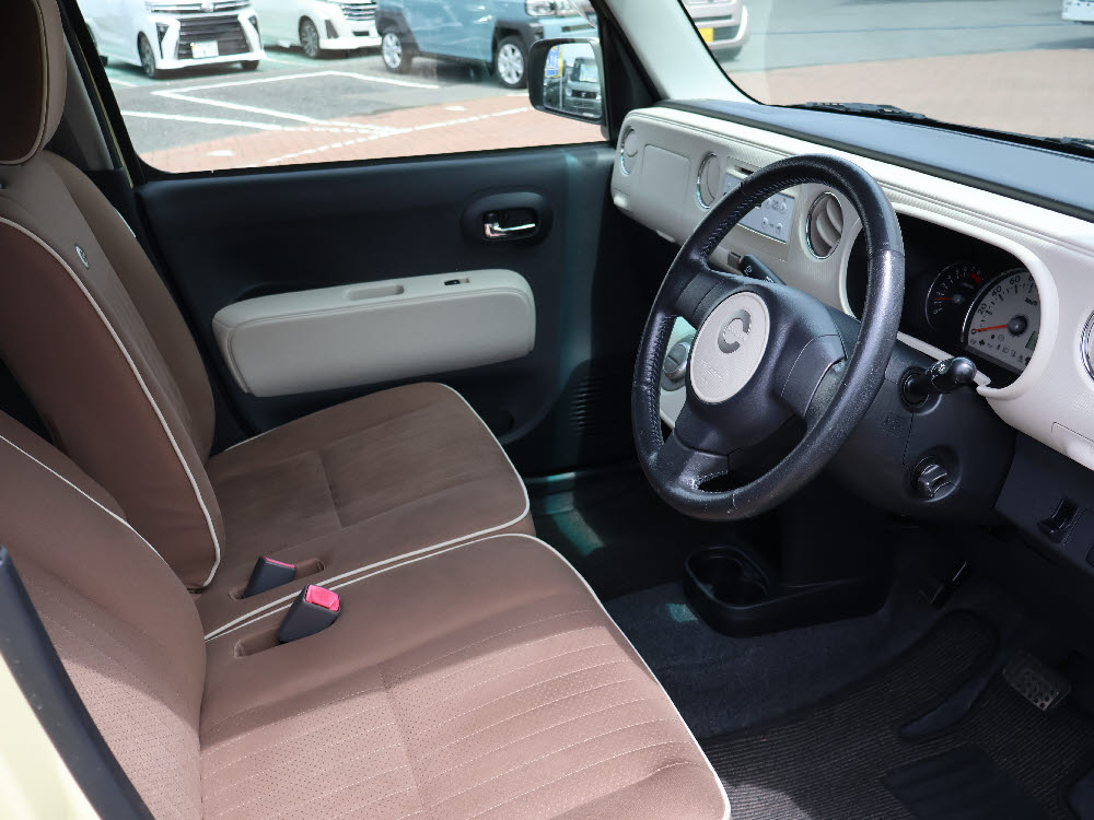 ダイハツ　ミラココア プラスX スペシャルコーデ13枚目