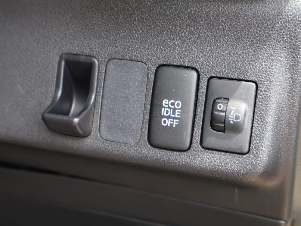 ダイハツ　ミラココア プラスX スペシャルコーデ15枚目