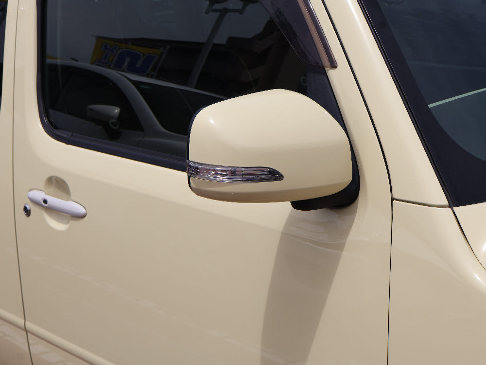 ダイハツ　ミラココア プラスX スペシャルコーデ17枚目