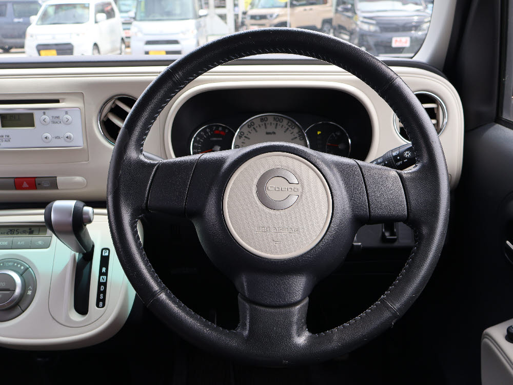 ダイハツ　ミラココア プラスX スペシャルコーデ7枚目