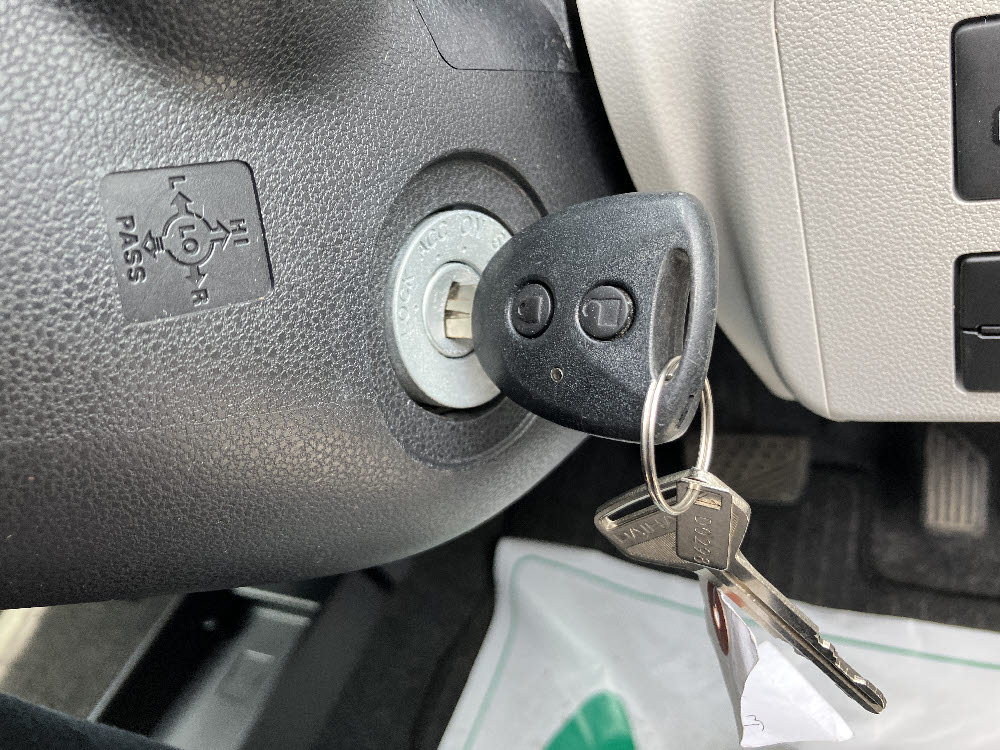 ダイハツ　ミライース　X-SAⅢ11枚目