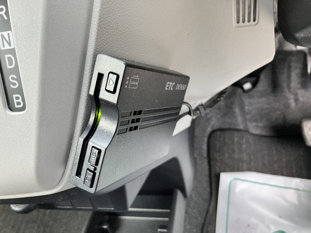 ダイハツ　ミライース　X-SAⅢ17枚目