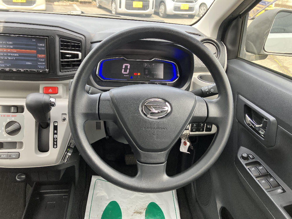 ダイハツ　ミライース　X-SAⅢ4枚目