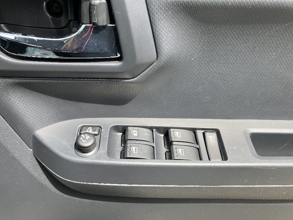 ダイハツ　ミライース　X-SAⅢ5枚目