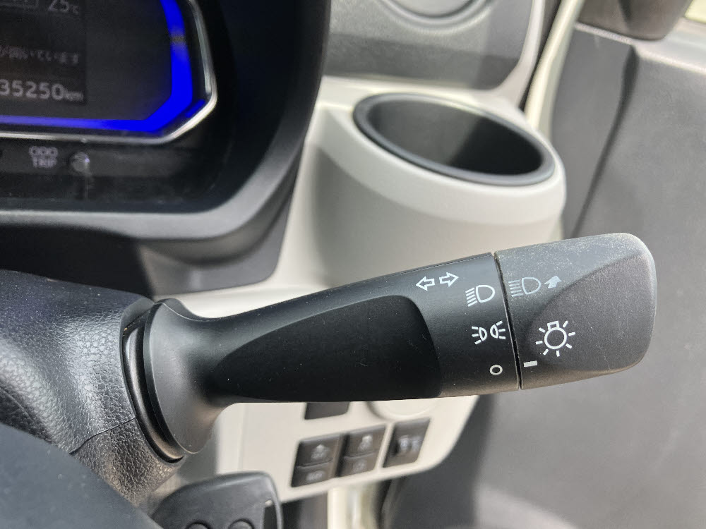 ダイハツ　ミライース　X-SAⅢ7枚目