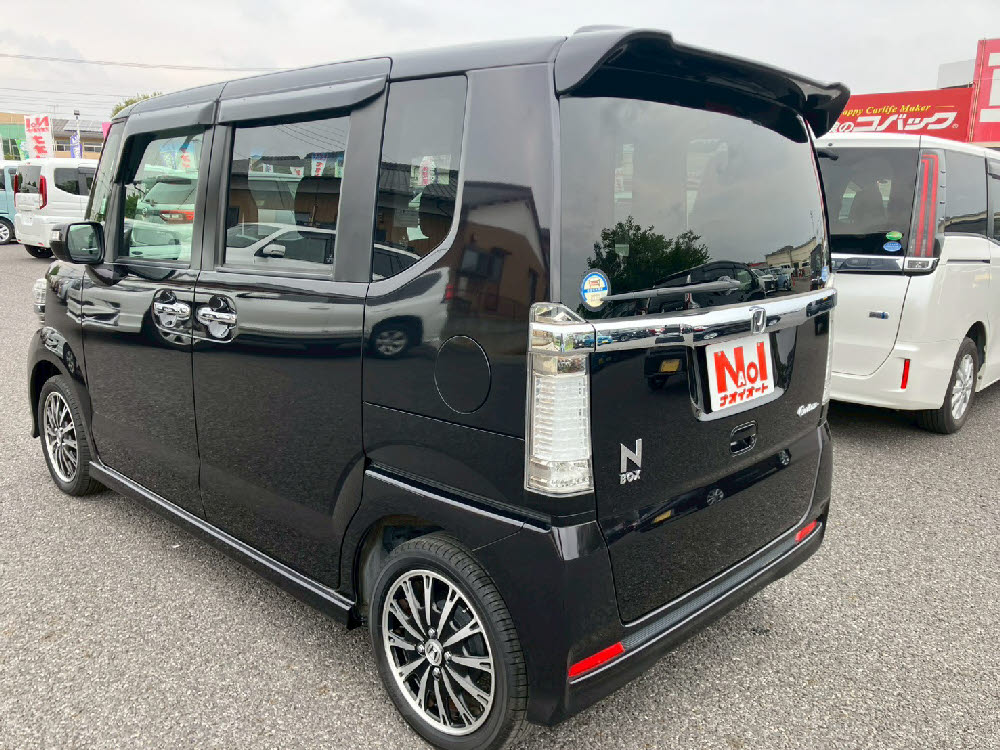 ホンダ　Ｎ ＢＯＸカスタム　GターボAパッケージ6枚目