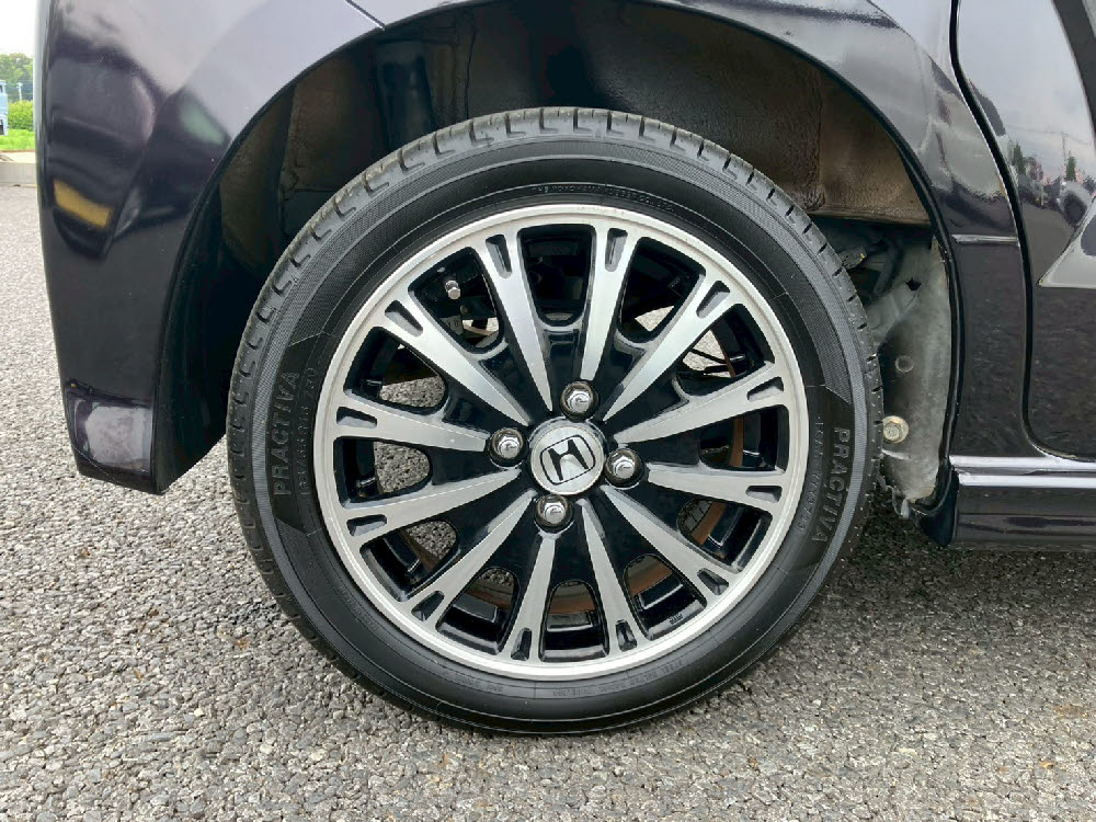 ホンダ　Ｎ ＢＯＸカスタム　GターボAパッケージ8枚目