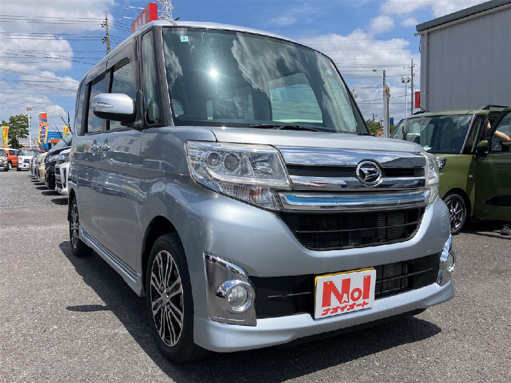 ダイハツ　タントカスタム　RS2枚目