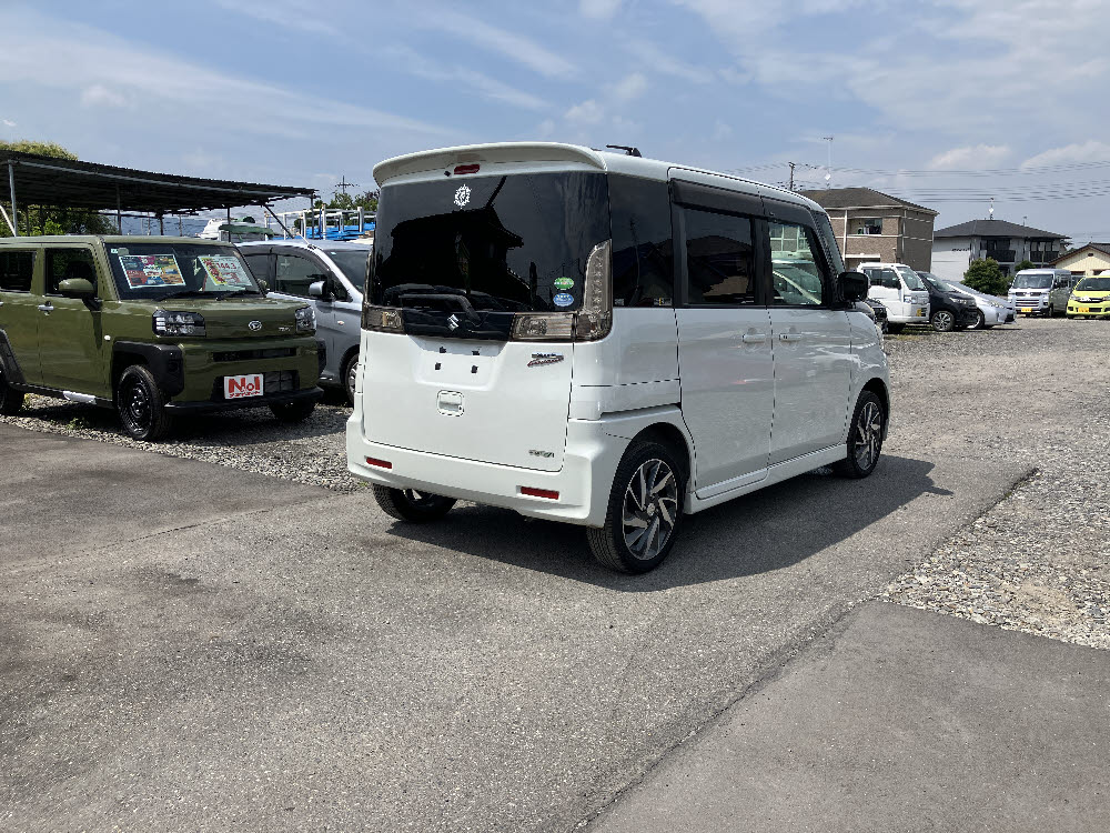 スズキ　スペーシアカスタム　XS2枚目