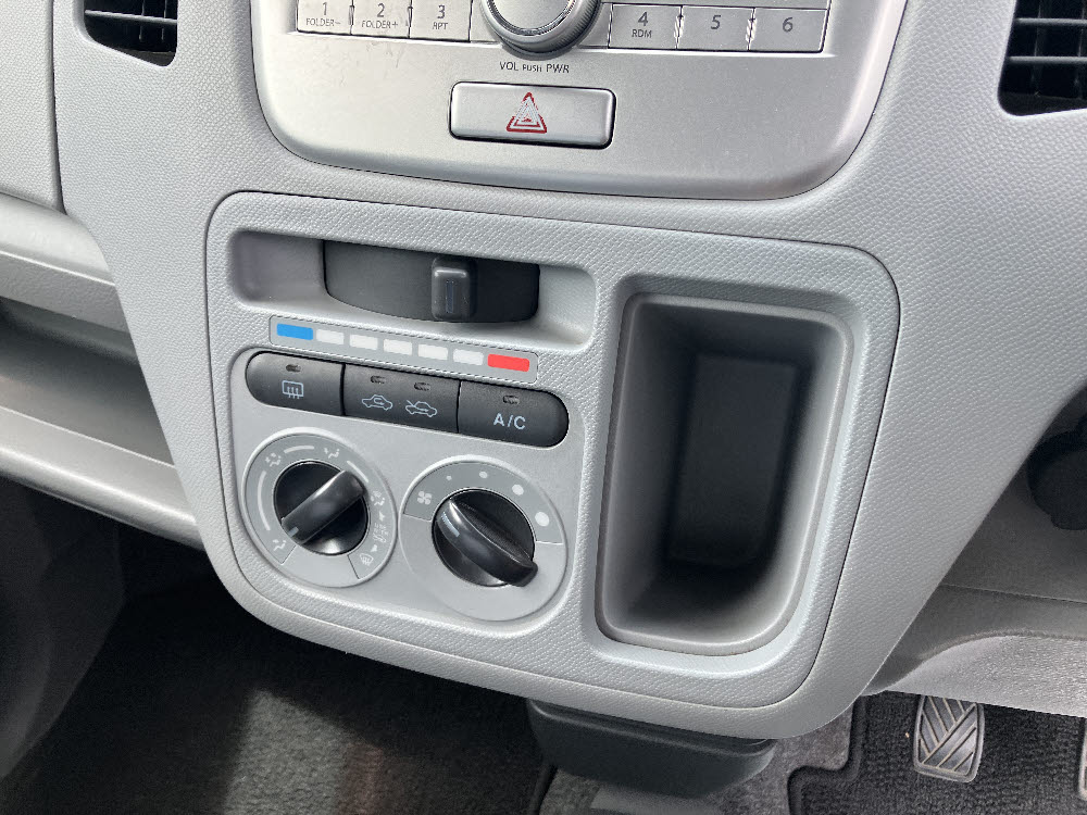 スズキ ワゴンR FX13枚目