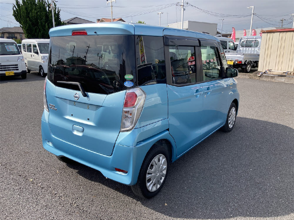 ニッサン デイズルークス S エマB4枚目