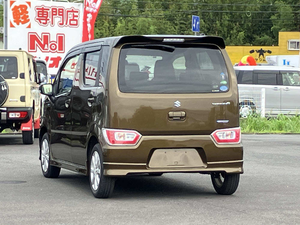スズキ ワゴンR ハイブリッドFZセーフティパッケージ3枚目