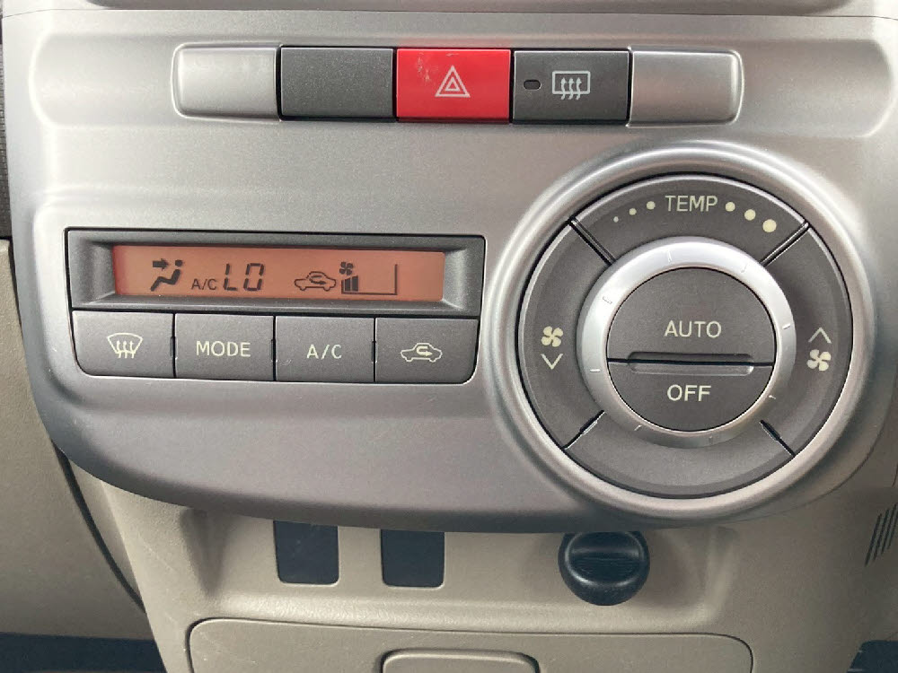 ダイハツ タント X 14枚目