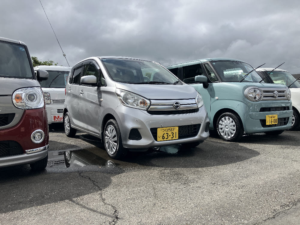 ニッサン デイズ J エマB1枚目