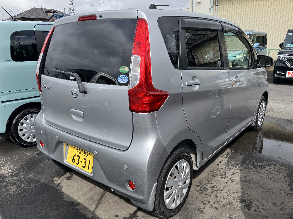 ニッサン デイズ J エマB2枚目