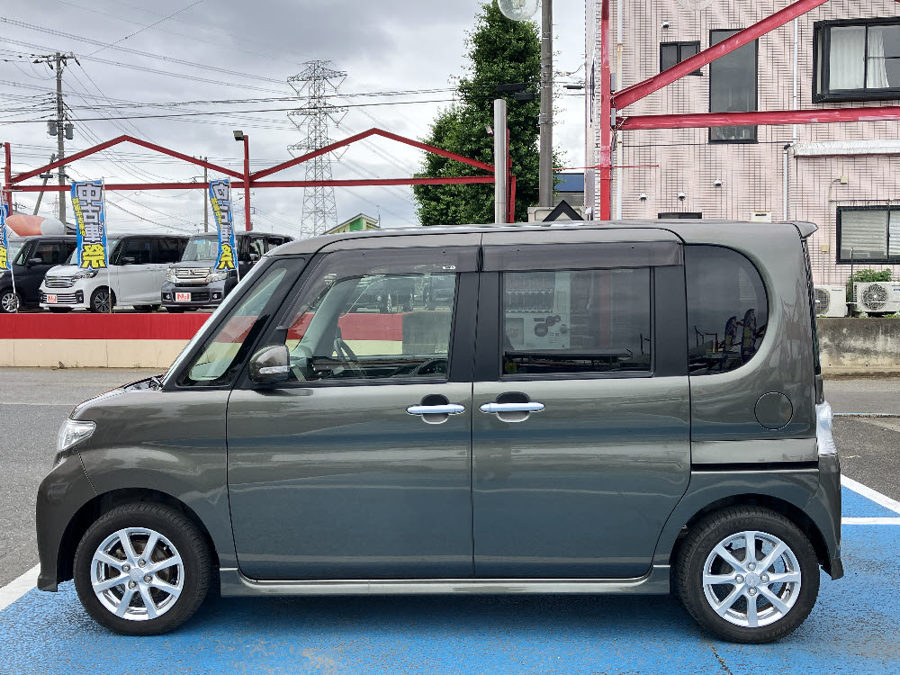 ダイハツ　タントカスタム　L7枚目