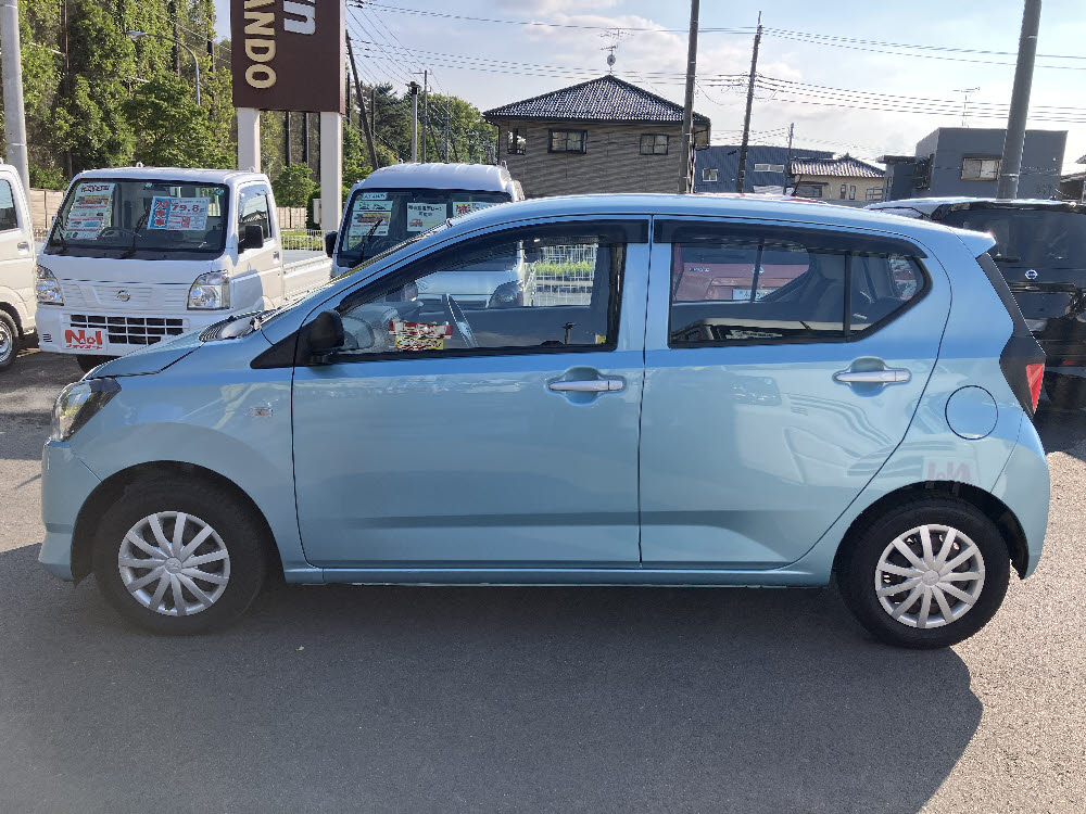 ダイハツ ミライース L-SAⅢ4枚目
